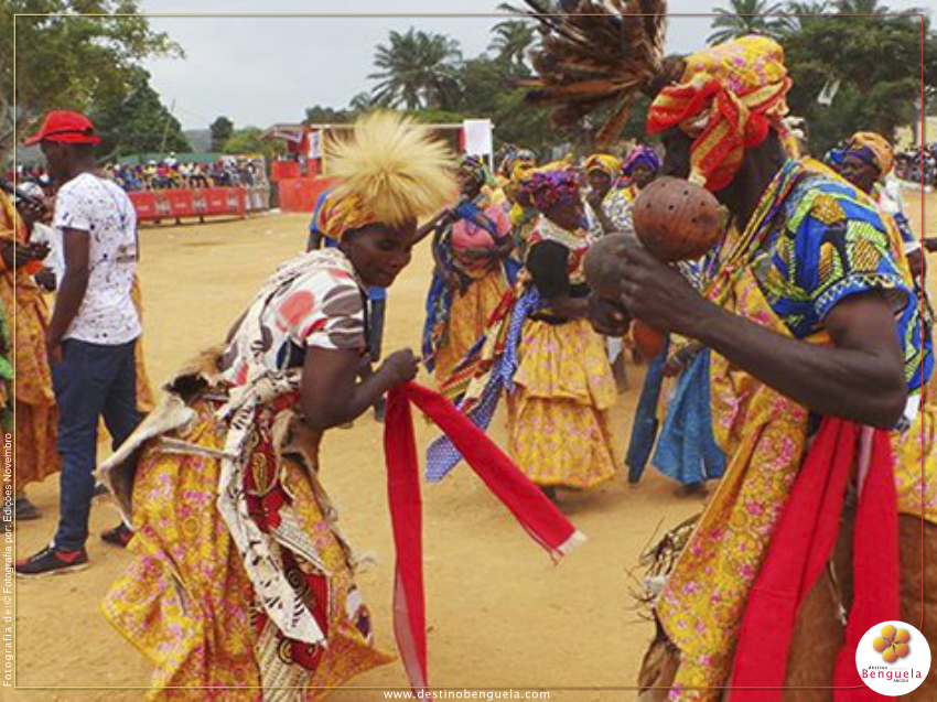 Grupos, bastante motivadora durante este Carnaval © Fotografia por: Edições Novembro