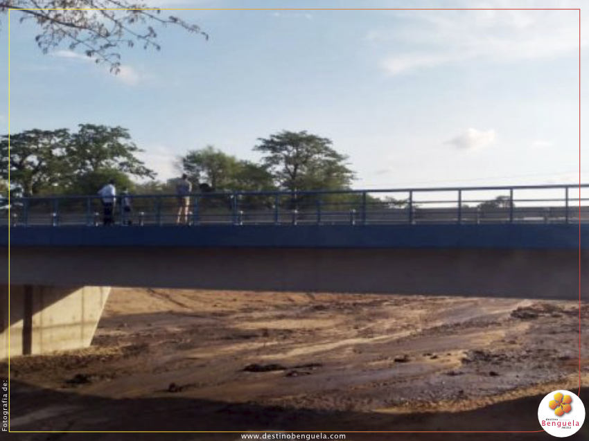 Inauguradas pontes no Chongoroi