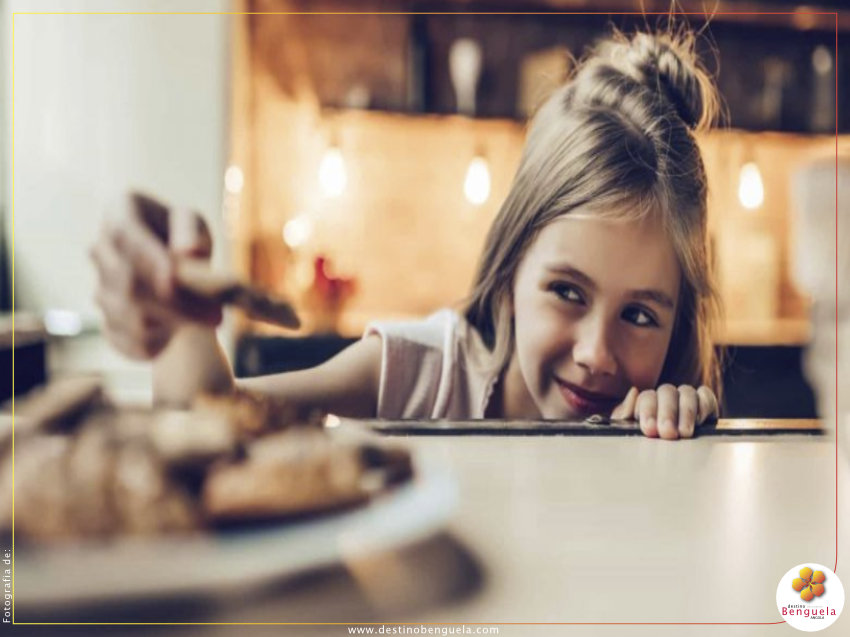 Quatro alimentos que as crianças devem evitar