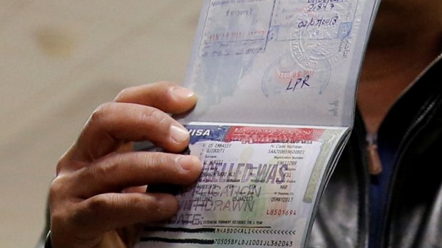 Angola isenta cidadãos de 98 países de vistos de turismo