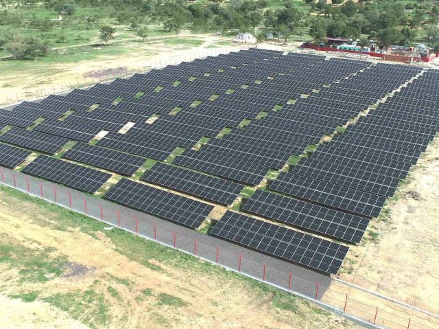 Primeiras centrais de energia solar em Angola entram em operação em Julho